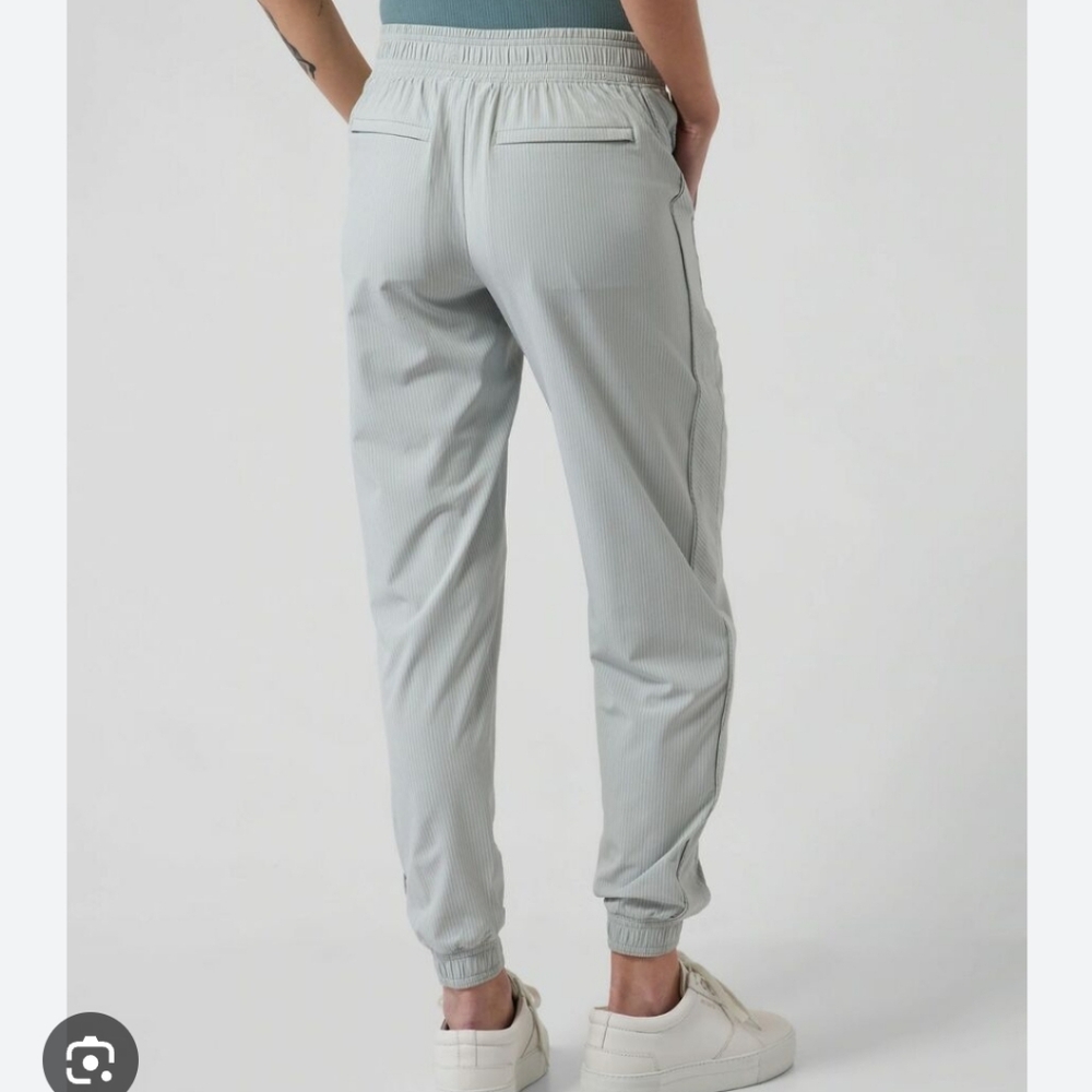 Athleta Brooklyn Jogger, Coastal Grey, Size 10